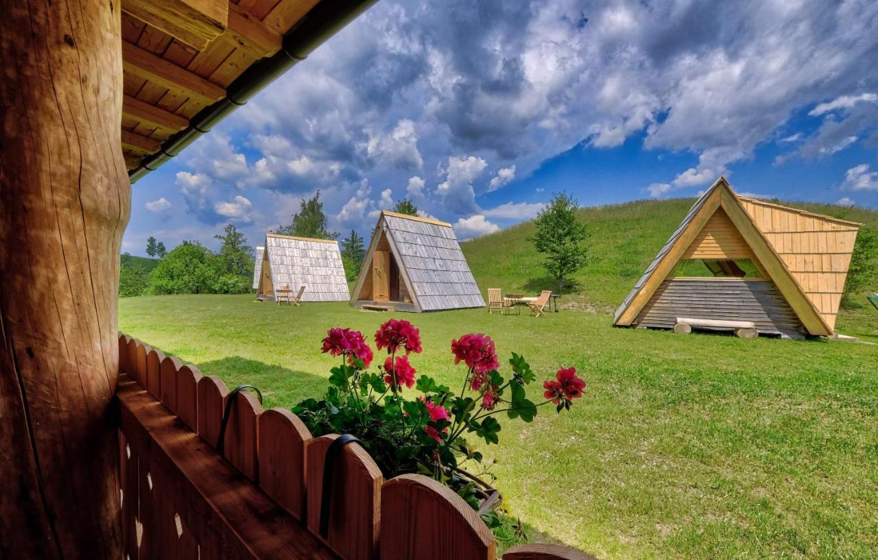 Vitanje Glamping Brodej酒店 外观 照片